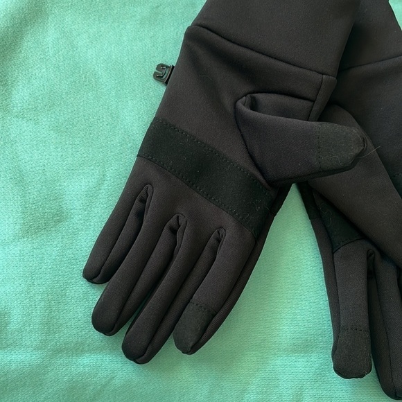 Brand New Timberland Black Touchscreen Gloves White Logo Running Winter - Picture 8 of 10